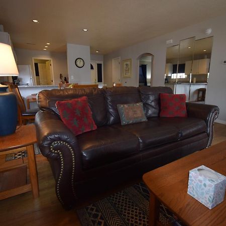 Grant'S Condo In The Greens ブランソン エクステリア 写真